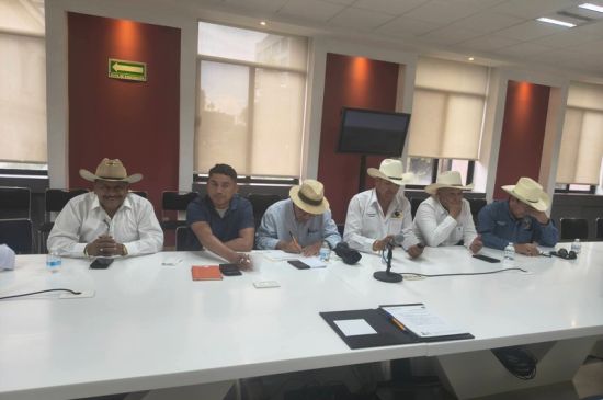 Transportistas y campesinos presionan por inseguridad en carreteras